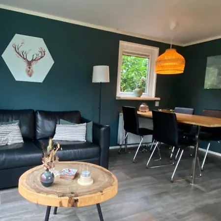 De Bosrand 404, Unieke Rustige Plek Met Veel Privacy Aan De Bosrand Op De Veluwe Beekbergen