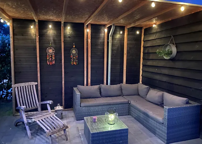 Chalet De Bosrand 404, Unieke Rustige Plek Met Veel Privacy Aan De Bosrand Op De Veluwe Beekbergen