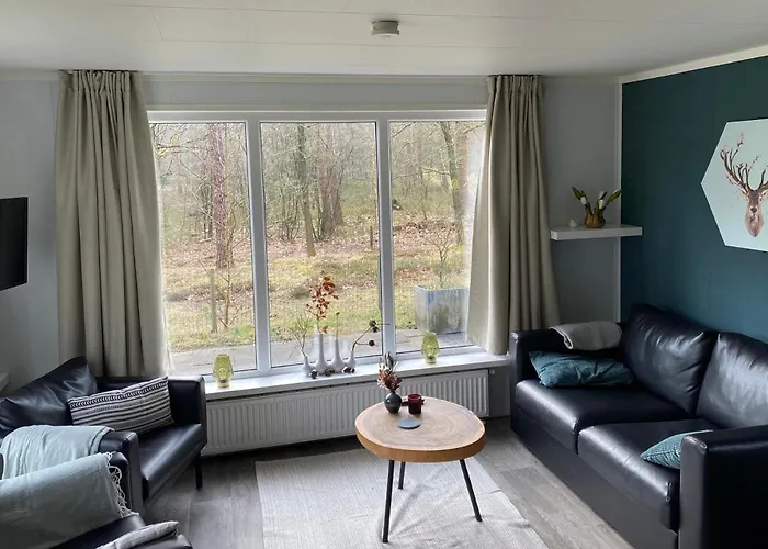 Alpstuga De Bosrand 404, Unieke Rustige Plek Met Veel Privacy Aan De Bosrand Op De Veluwe