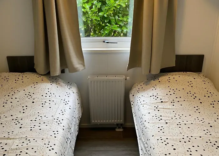 De Bosrand 404, Unieke Rustige Plek Met Veel Privacy Aan De Bosrand Op De Veluwe 木屋 贝克贝亨